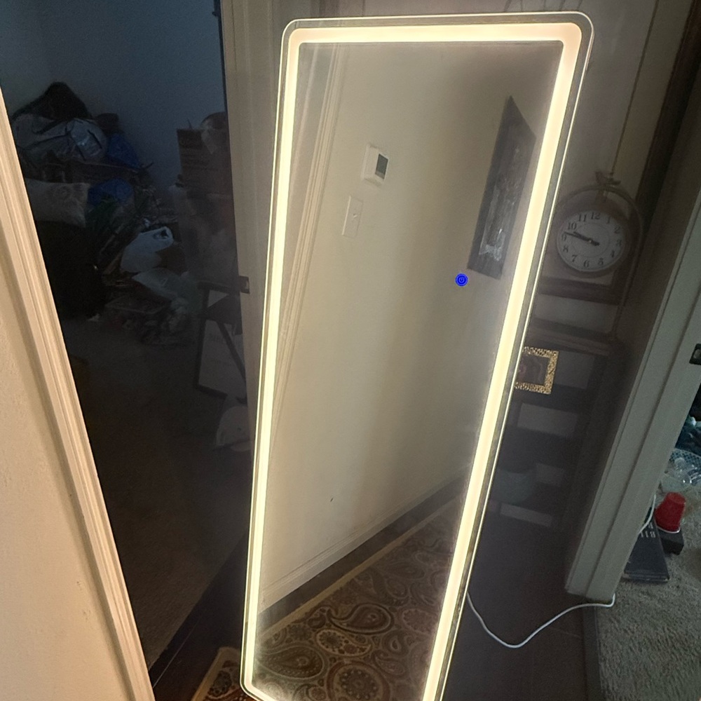 Full-Length Rectangular Mirror with White Frame - Picture 3 of 4